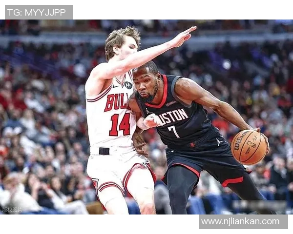 火箭末节打疯！杜兰特封神+申京暴走，雄鹿主场被逆转炸翻天